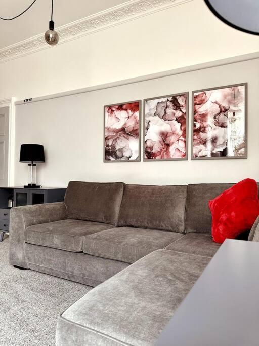 The Retreat - Large Luxury Apartment, Two Mins From Beach Bournemouth Exterior photo